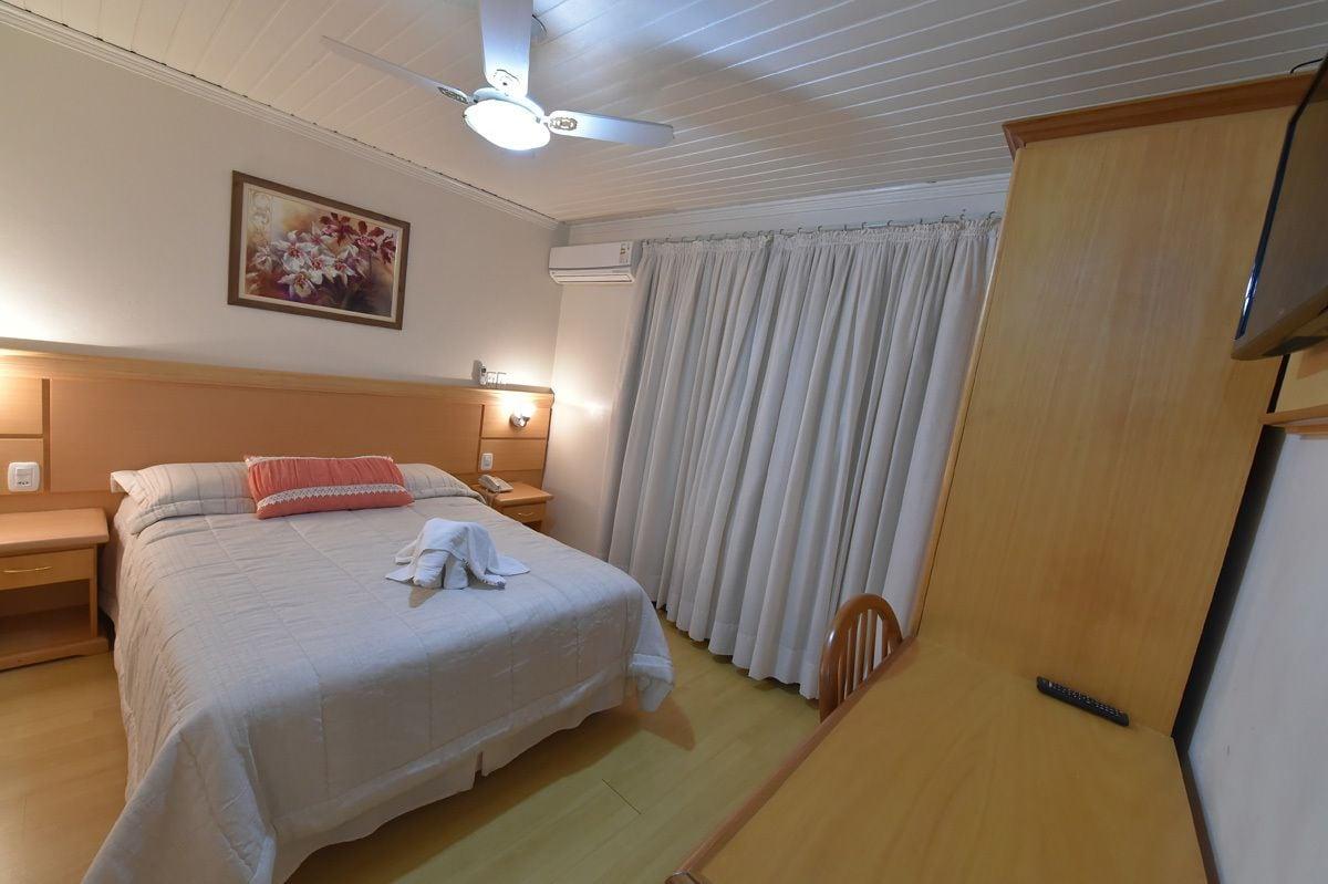 Hotel Cabanas Alto Da Serra 卡内拉 外观 照片