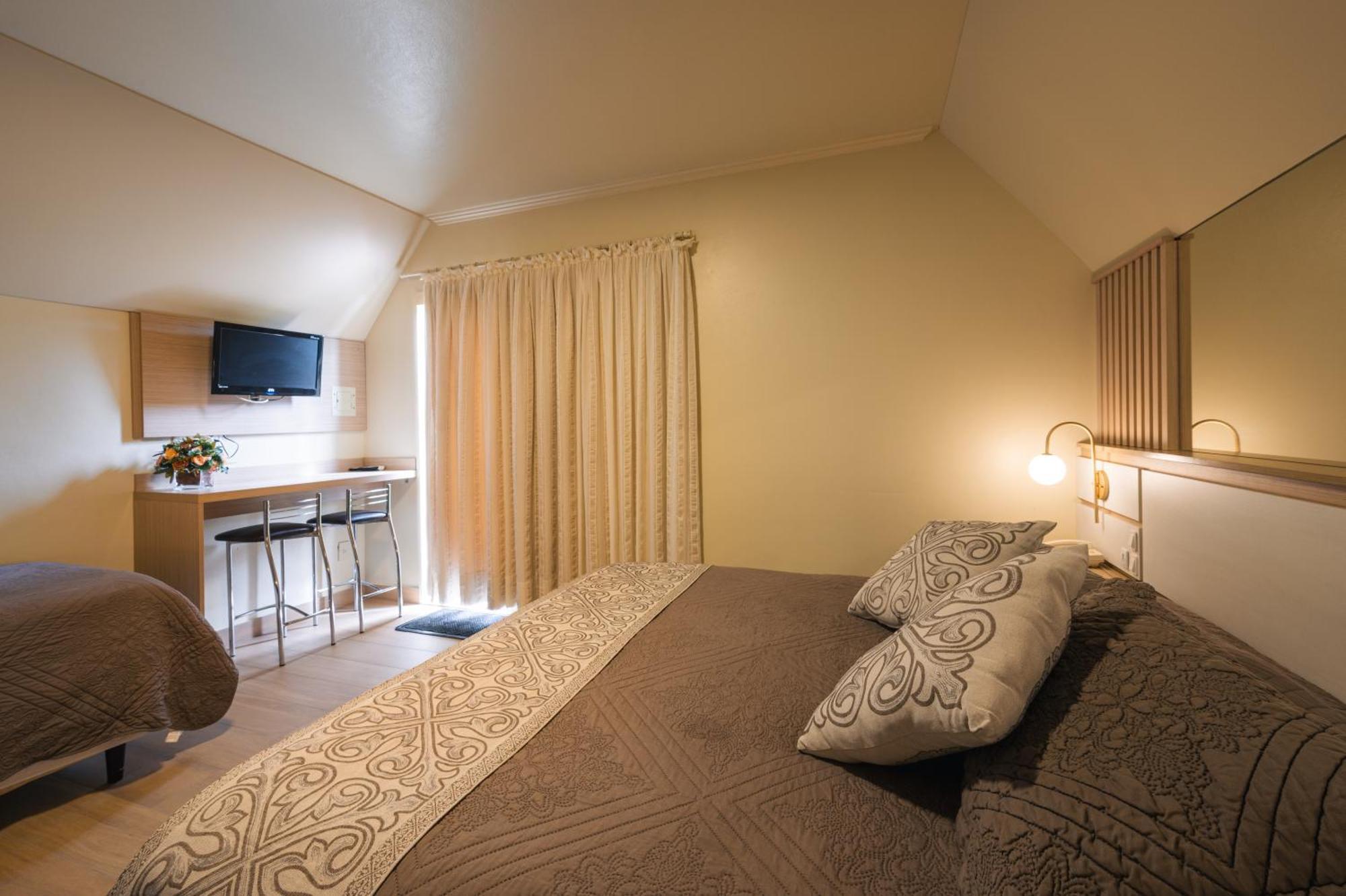 Hotel Cabanas Alto Da Serra 卡内拉 外观 照片